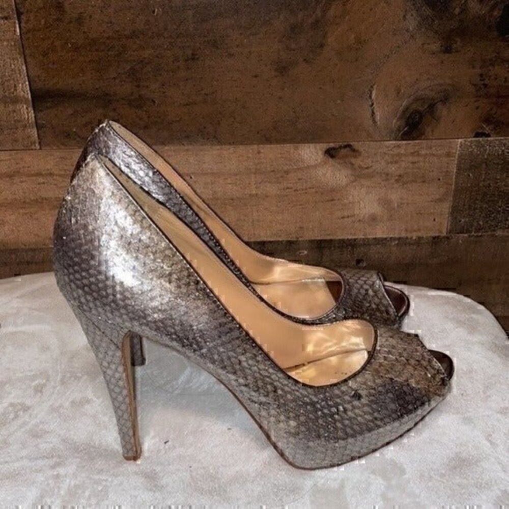 Badgley Mischka snake print metallic shiny peep toe pumps size 10